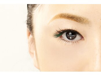 アイラッシュサロン ブラン イオン札幌元町店(Eyelash Salon Blanc)/上・目尻ポイントカラー