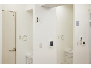 オスポールジム 浅草橋店(AuSportGym)/男女別お手洗い・更衣室×１