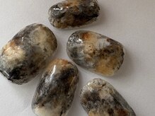 ラテネイル(Latte nail)の雰囲気（幅広いデザイン、質感や豊富なカラーリングで立体感と奥行き）