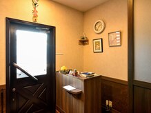 ビューティサロン アスカ(Asuka)/受付と出入口