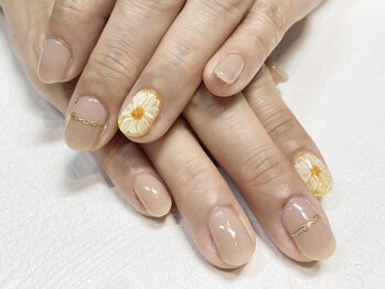 ヴェイスサロンアンバー(Vase Salon Amber)/【限定ネイル 5500】