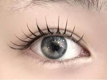 ミズリス(mizlis)の写真/【キュートな韓国風アイドルまつ毛★】トレンドデザイン◎バインドロックでモチも◎高技術で可愛さキープ!!