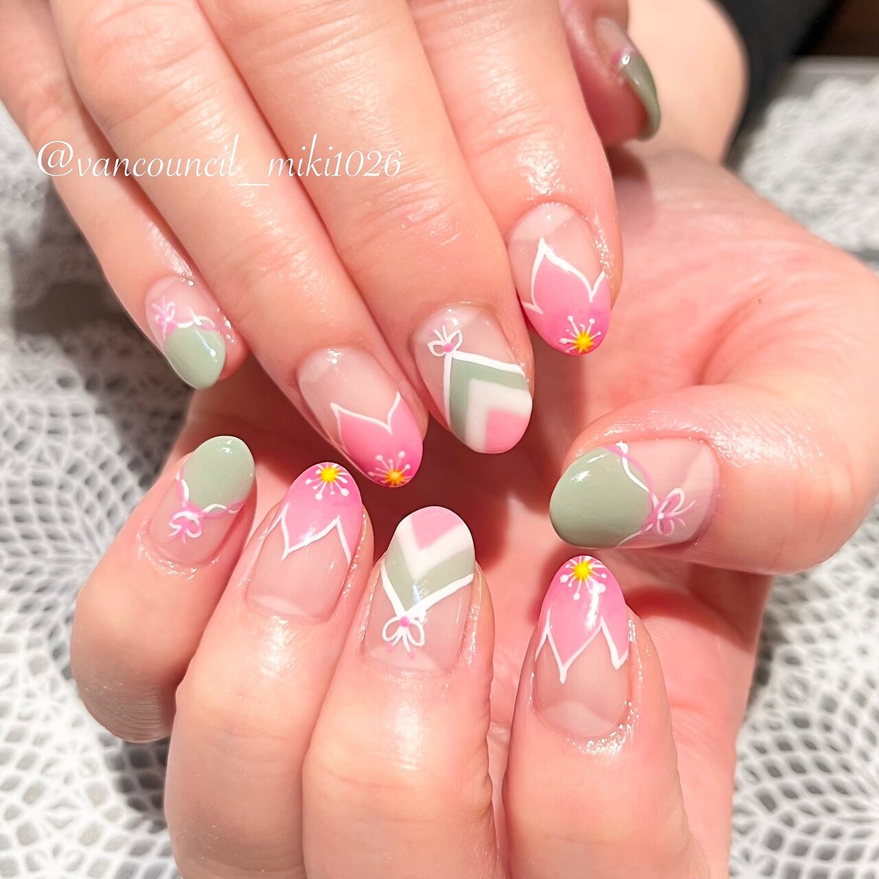 2025年-2026年冬トレンド】ひな祭りのネイルデザイン集｜人気順