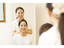 エス バランス 京都四条烏丸/【小顔矯正】鏡前歪みチェック