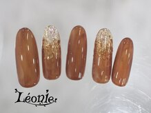 レオニー(Leonie)/奥行きラメグラネイル