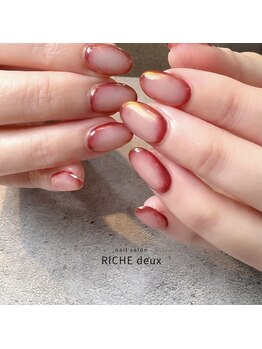 リッシュ ドゥ(RICHE deux)/秋色囲みグラデネイル