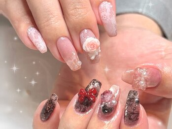 レースネイル　担当西村