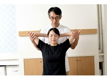 里の整体 京都の写真/しっかり私の話を聞いてくれる丁寧なカウンセリングでわたし専用の施術が受けれれる至福のサロン時間