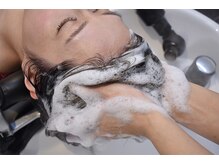 キャトル 離(QUATRE)/ヘッドスパ：シャンプー