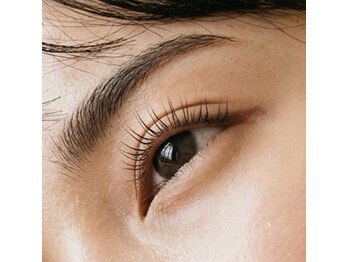 ソラーナ(Solana)の写真/大人気★フラットラッシュ★まつ毛の負担軽減&ボリュームUPで自然な美しい目元に！ 