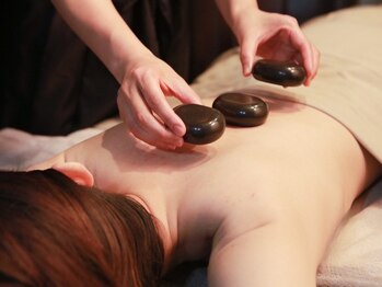 ヴァローレ(valore)/ホットストーンお手入れ☆