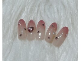 ピンクグラデーションネイル