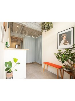 駅から徒歩５分のサロン