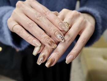 シーズネイル 渋谷店(She's nail)の写真/定額Art¥4500~!定額コースでお手頃な値段♪designの種類が豊富で圧倒的支持【写真:初回オフ込¥6980】