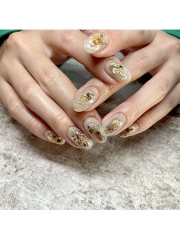 アリュール アンド エテルノ 小山店(Allure & ETERNO)/white × gold ニュアンス