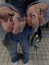 Mネイルアンドカフェ シェレステ/さりげなくツリー♪