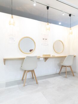 チコ 宝塚店(chico)/個室メイクスペース