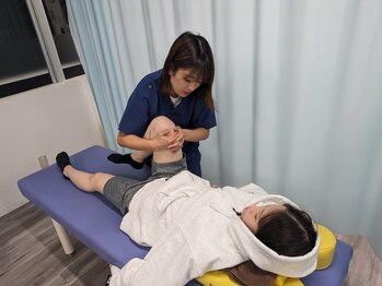 マーサ鍼灸接骨院 イオンタウン浜松葵院/施術風景【整体/浜松葵/静岡】