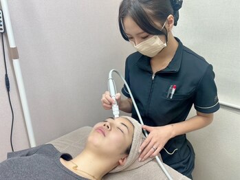 グラーティア 奈良王寺店の写真/【毛穴/黒ずみ/角栓】もう一人で悩まない。大人女性のための贅沢ハイドラケア