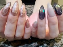 プラハネイル(+HER 美甲)/マグネット×うるうるネイル