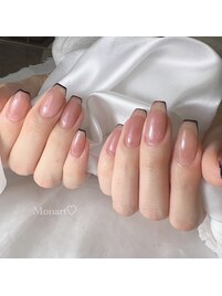 細フレンチネイル