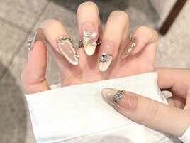 やさしい雰囲気ネイル