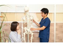 国立駅前カイロプラクティック/施術後のカウンセリングシーン