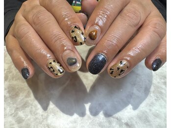 チコネイルサロン バイ オーロル(CHIKO NAIL SALON by AURORE)/【ハンド】キラキラやり放題