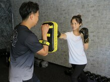 リュウ ボディメイク(RYU BODY MAKE)/ミットを叩いてストレス解消