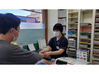 むげん整骨院鍼灸院 近江八幡/笑顔のスタッフが対応いたします