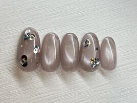 大人上品ネイル　8980円