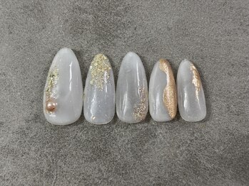 アウラ(aUla)/定額Ｂー16