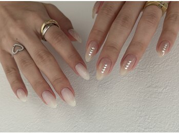 ラナムーン プティ(Lanamoon petit)/ホワイト☆シルバー