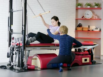 ピラティス ダンス スタジオ ヴォーテ(PILATES DANCE STUDIO BEAUTE)の写真/1人ひとりの身体に寄り添う、オーダーメイドのトレーニング。
