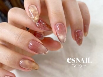 エスネイル 新宿西口店(es NAIL)の写真/芸能人御用達ブランド♪定番ネイルを豊富にご用意!!ニュアンスネイル・綺麗めネイル・くすみカラー等対応！