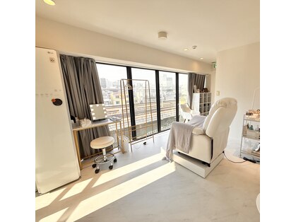 エン 新宿(enne.)の写真