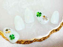 クローバーネイル