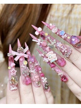 ミカネイルズ 心斎橋店(Mika Nails)の写真/【心斎橋/四ツ橋】モチの良い長さだし/スカルプが大得意！あなたにあったものを提案します☆持ち込み◎