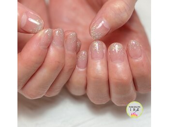 イーレ(IRE)/ラメグラデーション