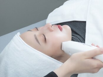 メルト 中目黒(Melt.)の写真/【毛穴詰まり/黒ずみ対策◎】徹底毛穴ケアで澄んだ透明感とキメの整ったツヤ肌へ。