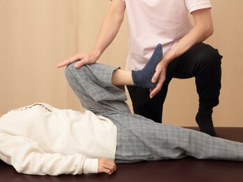 ココカララボ 太子橋今市店/太もも裏と臀部のストレッチ