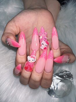 ネイルサロン ヴェルニ(NAIL SALON VERNIS)/大人気リボン×キティ×シャネル