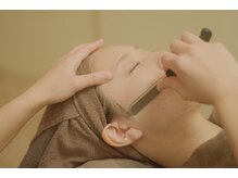 剃らないとソン 横浜店の雰囲気(本格的レザーシェービングでお肌もワントーン明るくなります♪)