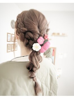 ナウラ アイラッシュ(nauraa eyelash)/卒業おめでとう