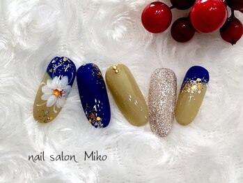 ミコ(Miko)/1月定額デザイン ¥8,800