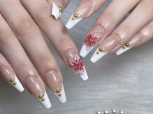 サリーネイルラボ(Sully Nail Lab)/3Dフラワー・白フレンチ