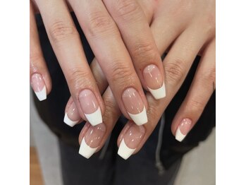 ウェイビーズ ネイル(wavy's.nail)/フレンチネイル