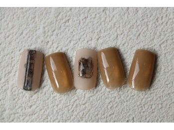 タビネイルズトウキョウ(tabi nails tokyo)/デザインネイル《シンプル》