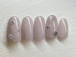 大人上品ネイル　8980円