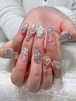 クイーンズビューティーサロン 歌舞伎町店(Queen's beauty salon)/チップ長さだしやりつけ放題